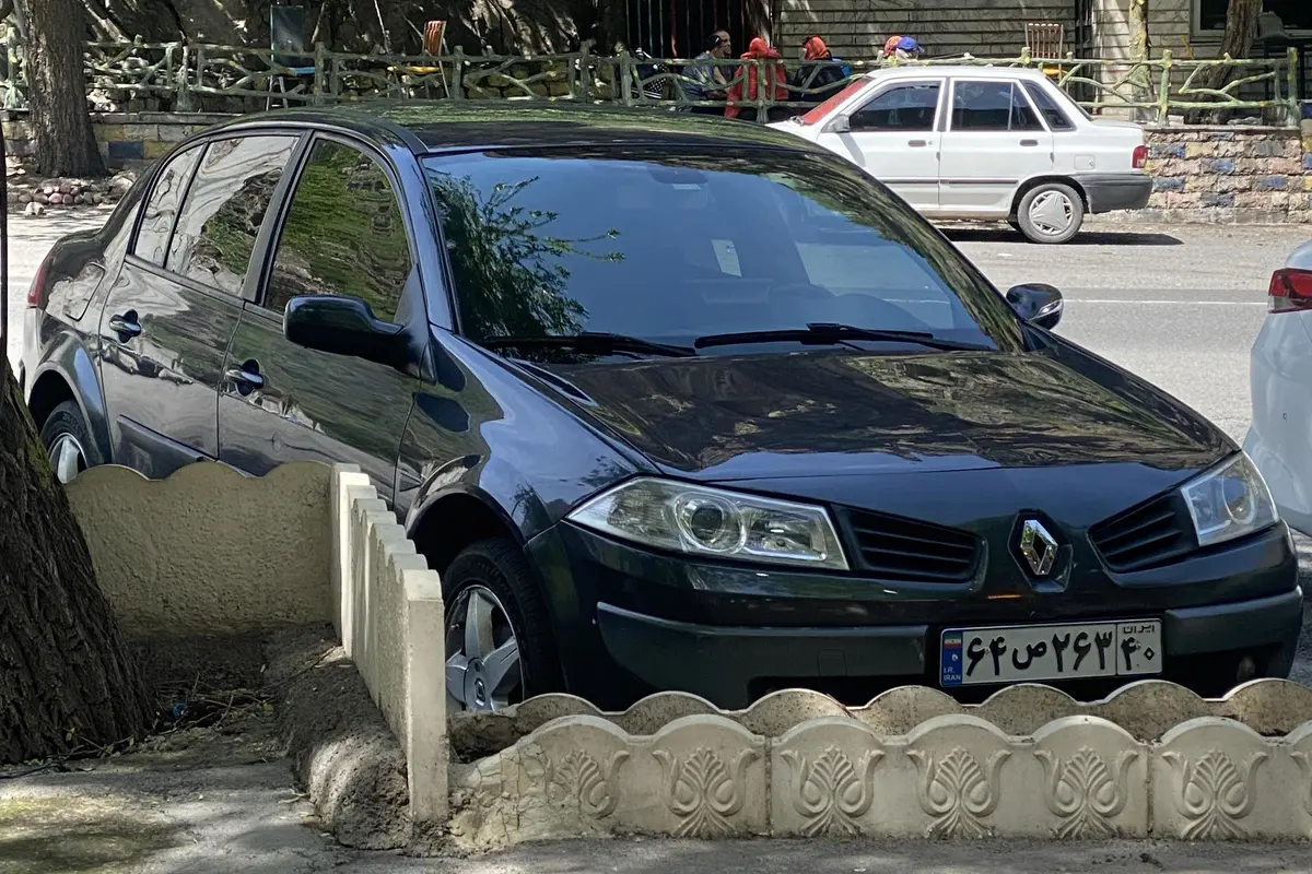 رنو  مگان (وارداتی)