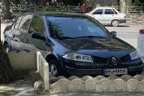 رنو، مگان (وارداتی)