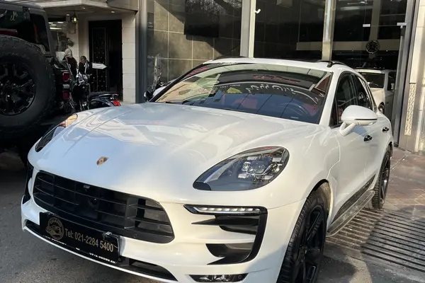 پورشه، ماکان