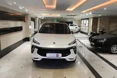 لاماری، ایما