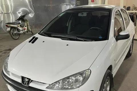 پژو، 206