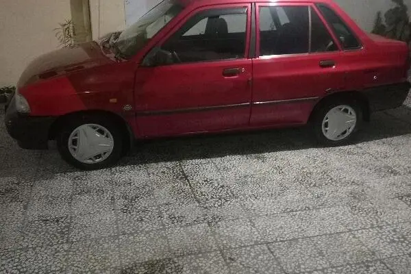 پراید، صندوق دار