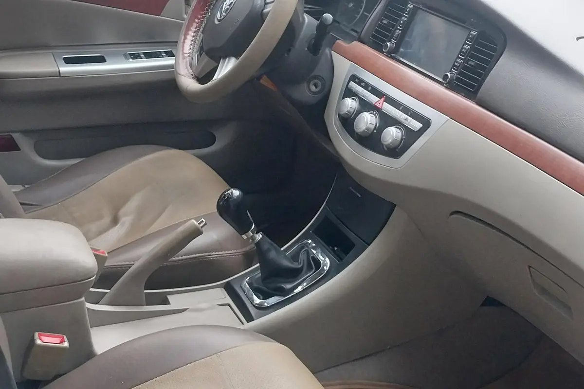 لیفان،  620