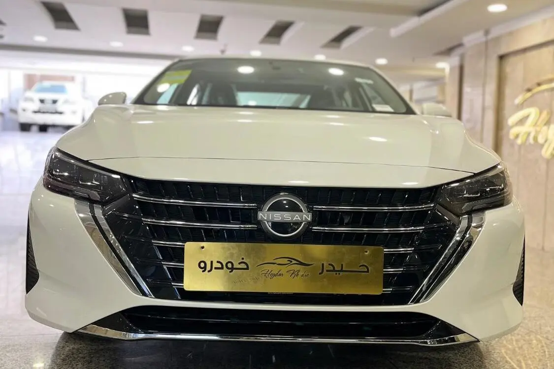 نیسان،  سیلفی