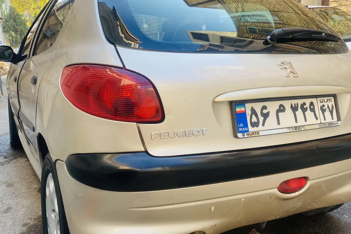 پژو،  206