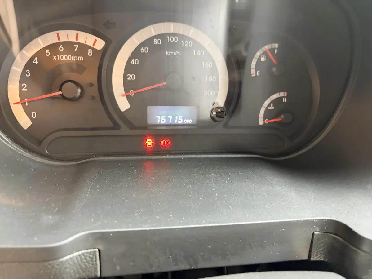 کوییک،  دنده ای R