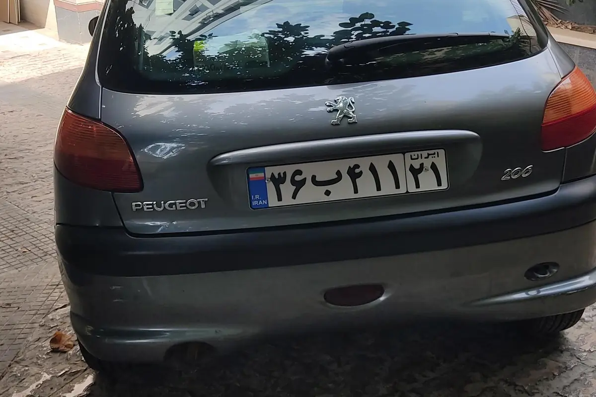 پژو،  206