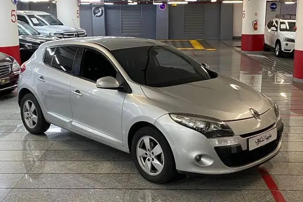 رنو  مگان هاچ بک