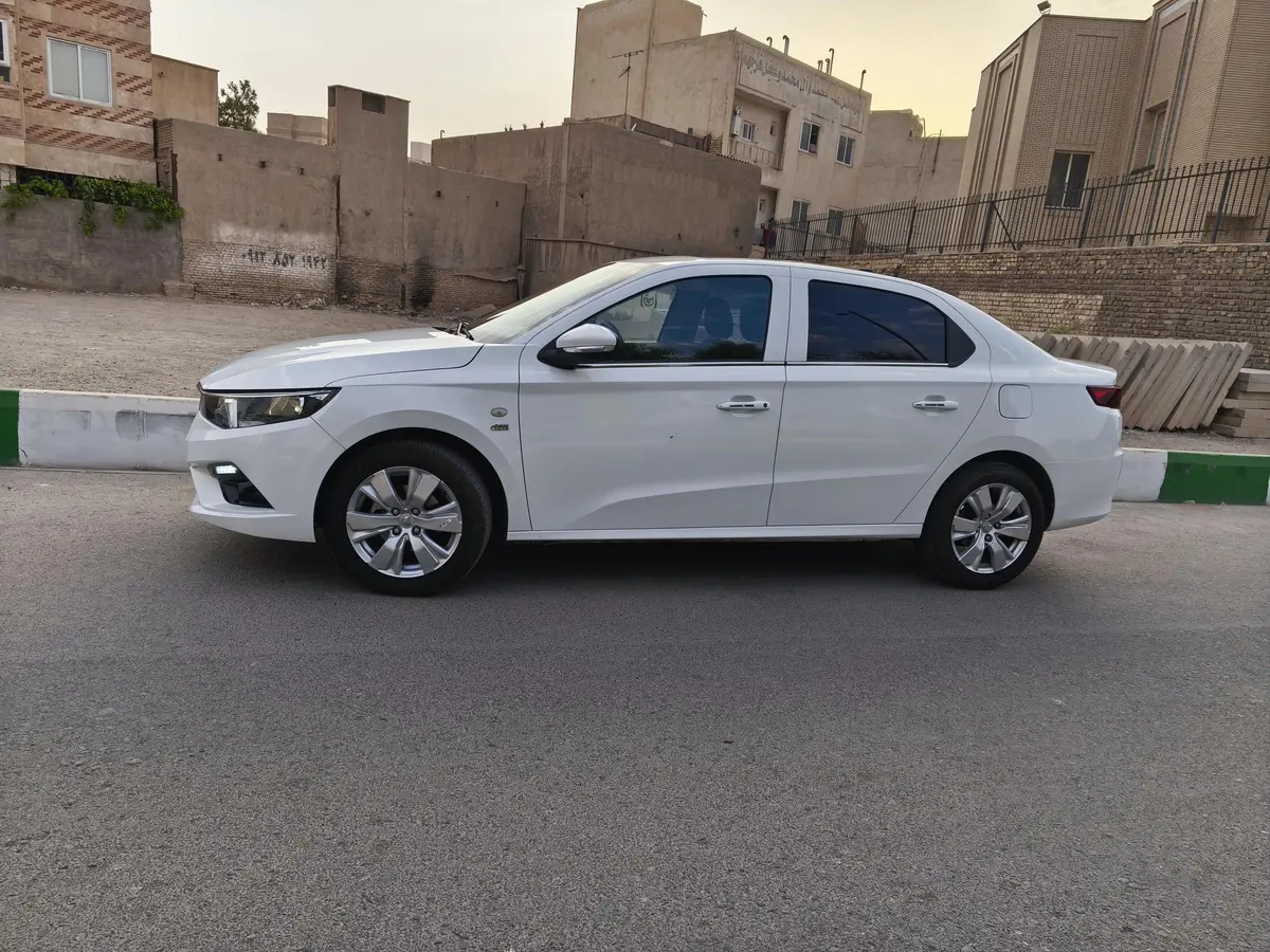 تارا،  اتوماتیک V4