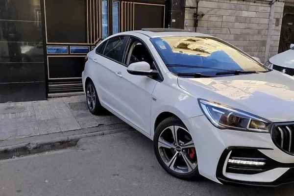 چری، آریزو 5T اسپرت FL