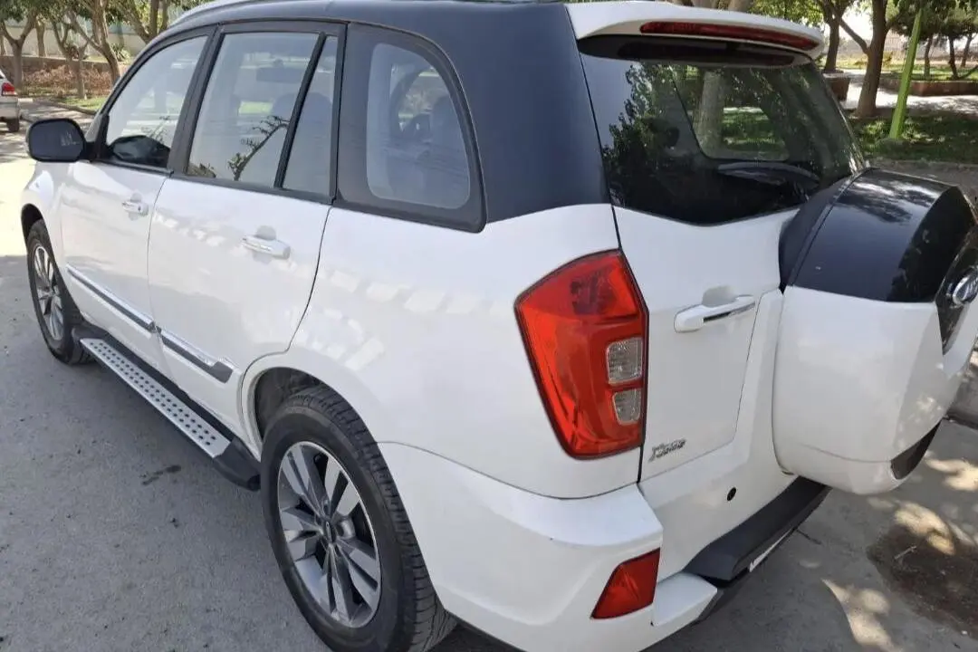 ام وی ام،  X33 S