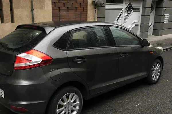 ام وی ام، 315هاچ بک