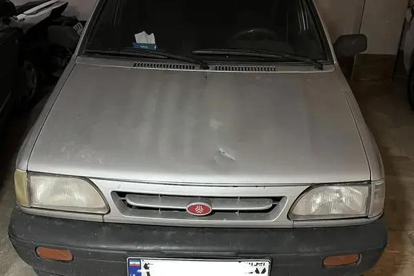 پراید، صندوق دار