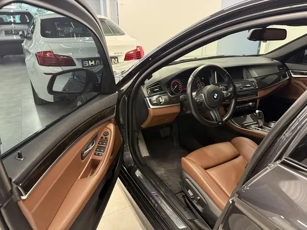 ب ام و، سری 5 سدان