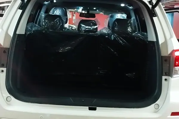 نیسان  ترا