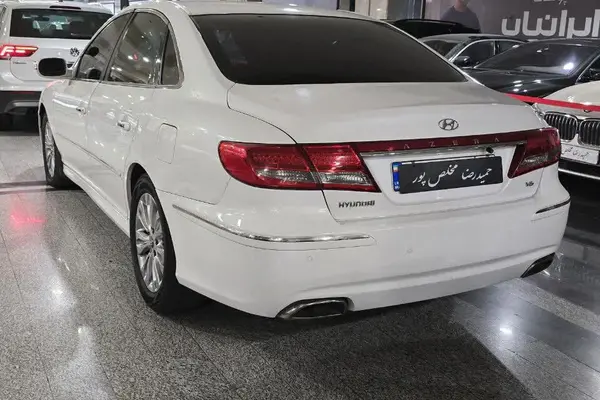 هیوندای  آزرا (گرنجور)