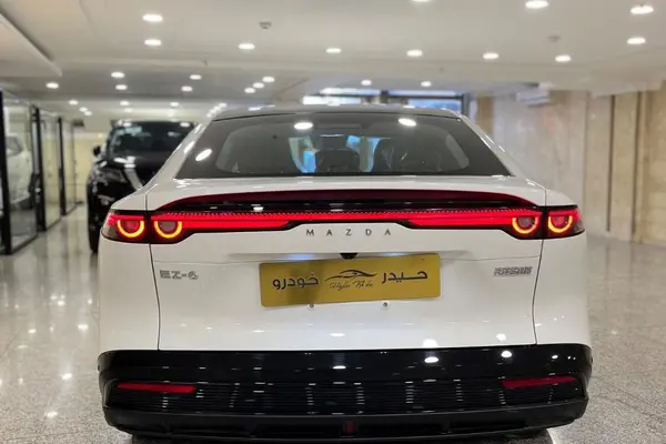 مزدا  EZ6