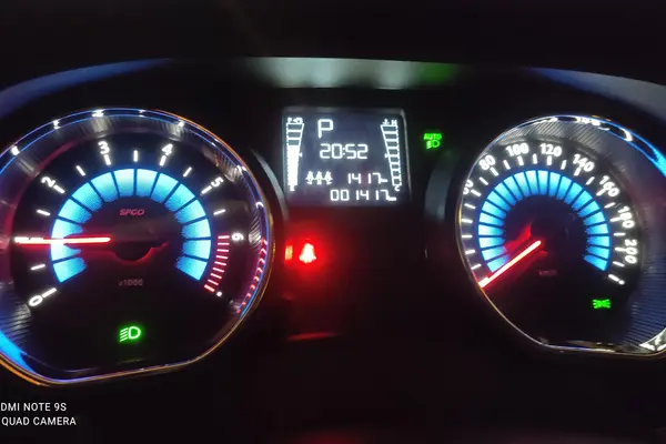 تارا، اتوماتیک V4