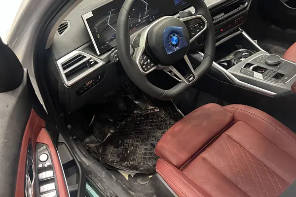 ب ام و، سری 3 سدان