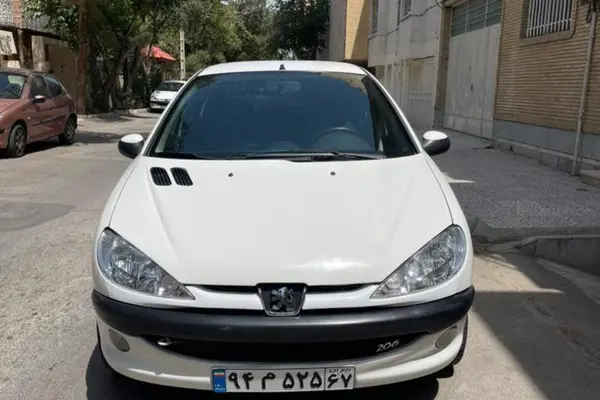 پژو، 206