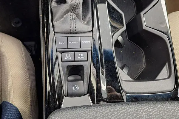 تویوتا، کمری هیبرید