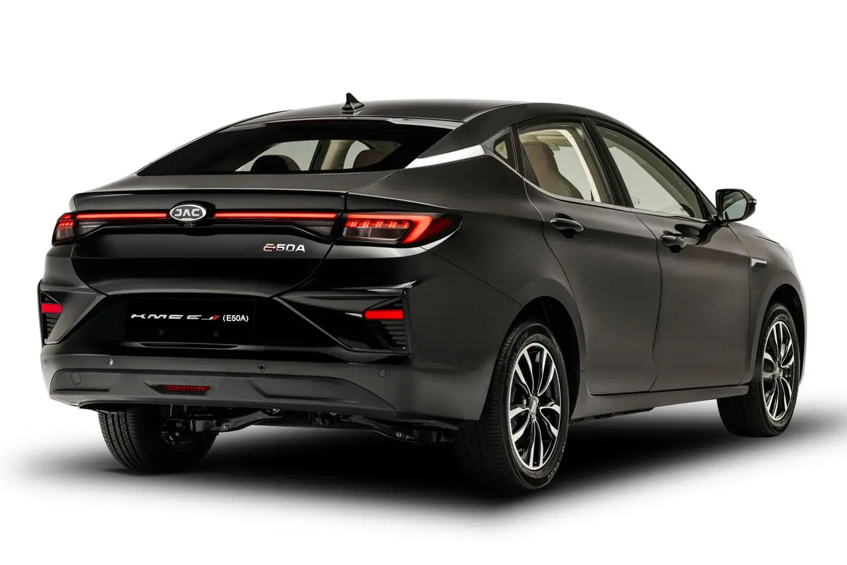 کی ام سی  eJ7