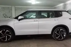 میتسوبیشی، اوتلندر