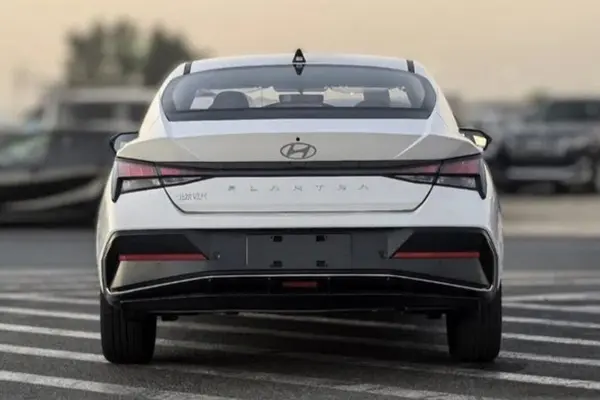 هیوندای، النترا