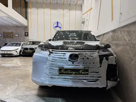 لکسوس LX