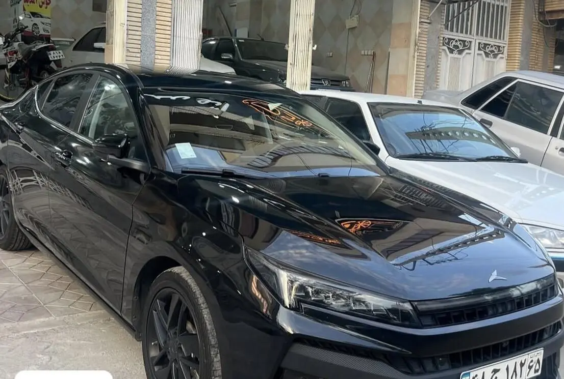 کی ام سی،  J7