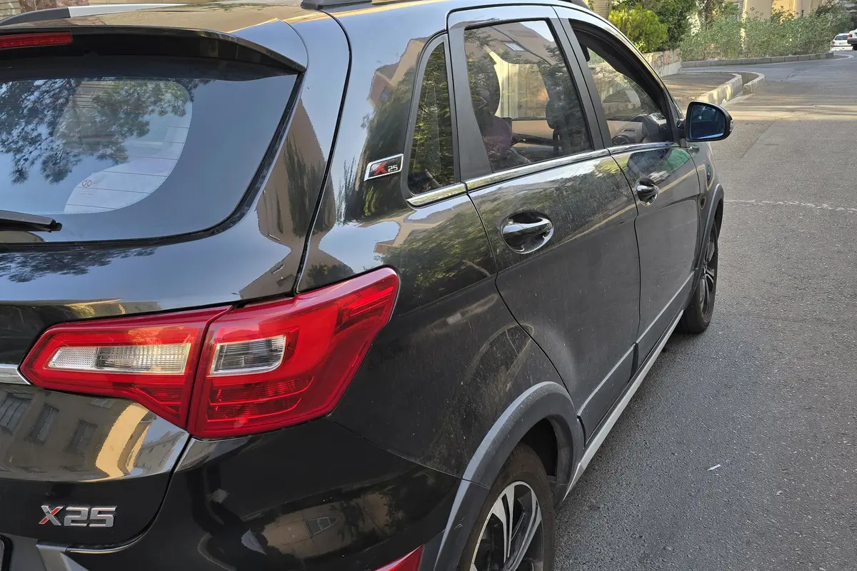 بایک،  X25