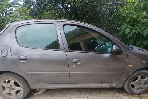 پژو، 207