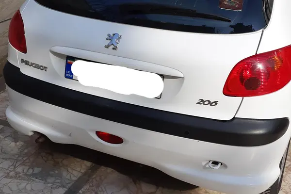 پژو، 206