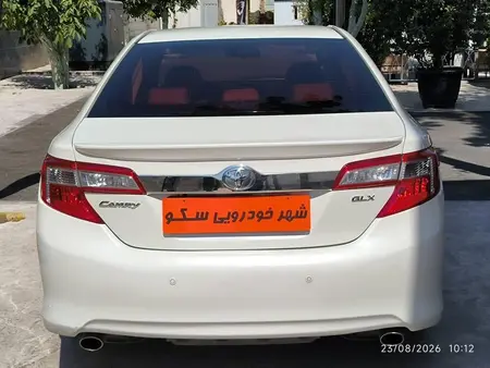 تویوتا کمری
