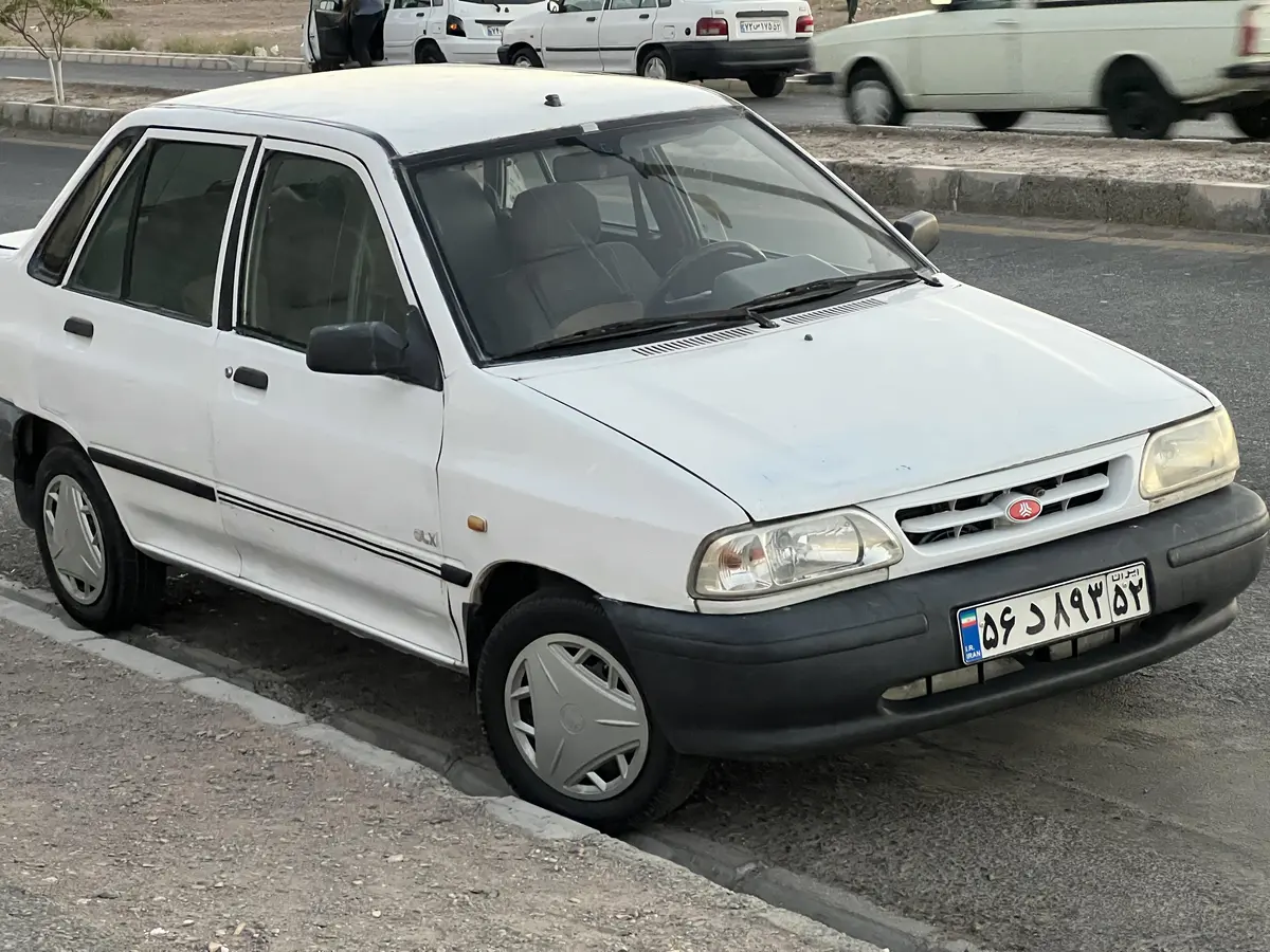 پراید،  صندوق دار