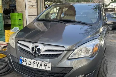 بایک، سابرینا هاچ بک