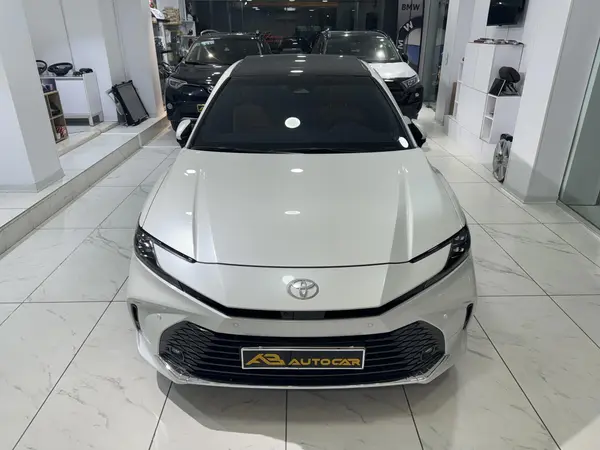 تویوتا، کمری هیبرید