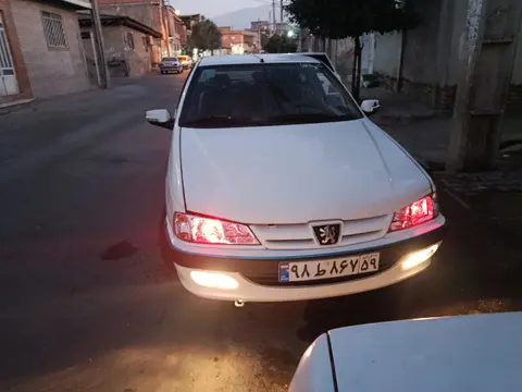 پژو، پارس