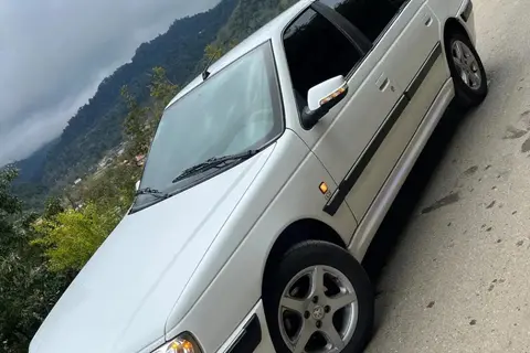 پژو، پارس
