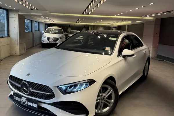 بنز، کلاس A سدان