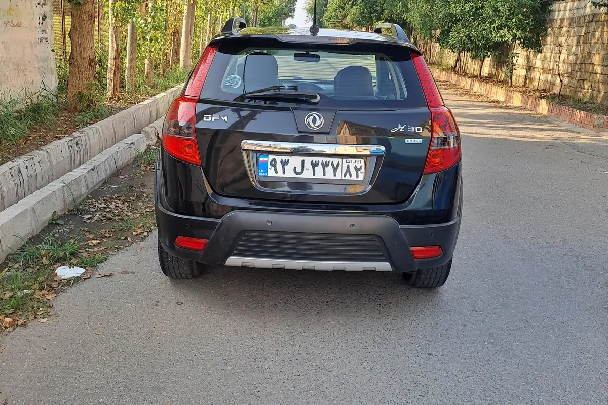 دانگ فنگ،  S30