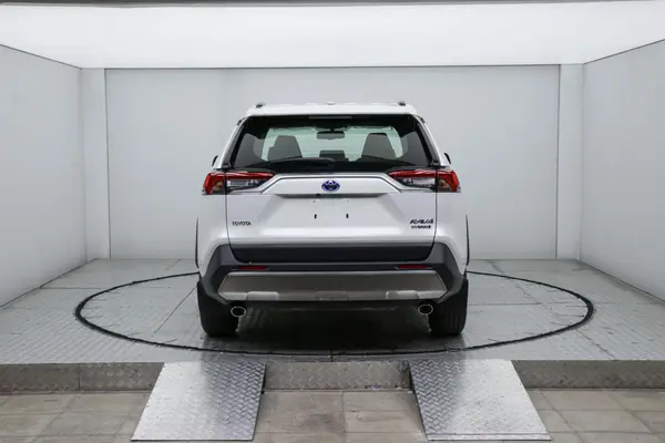 تویوتا، راوفور