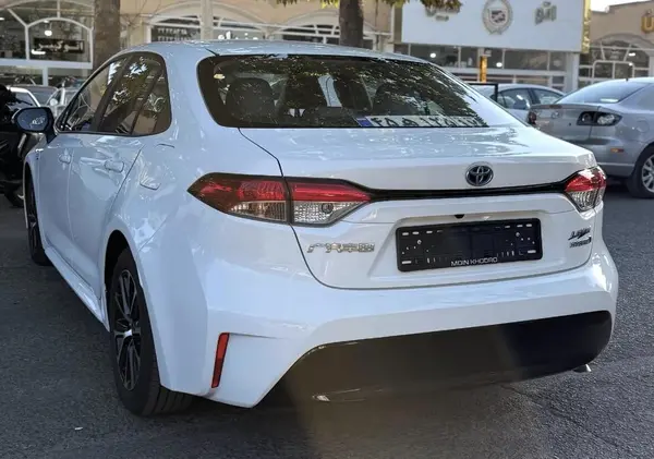 تویوتا، لوین هیبرید