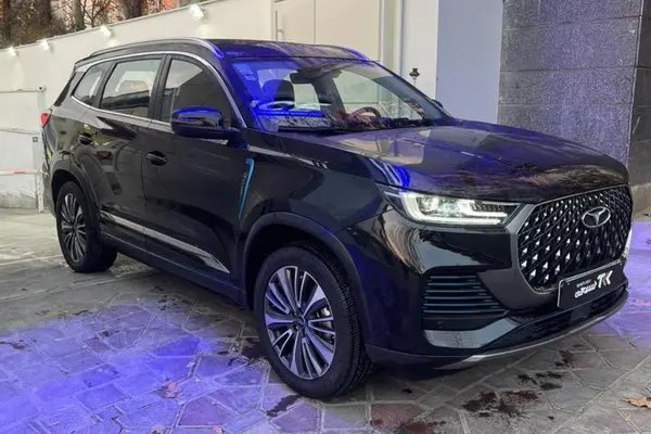 فونیکس، تیگو 8 پرو هیبرید (F8 PRO PHEV)