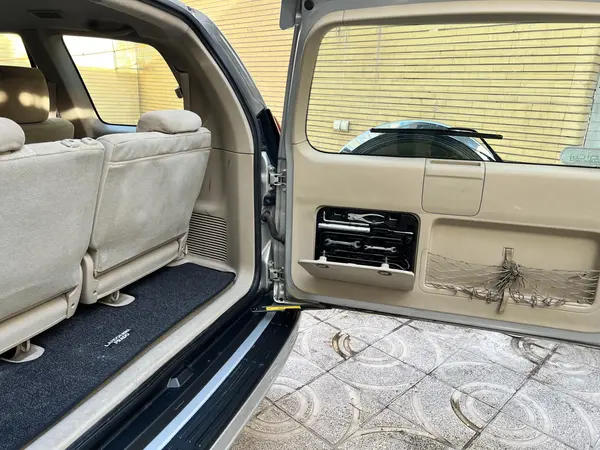تویوتا  پرادو  چهار در