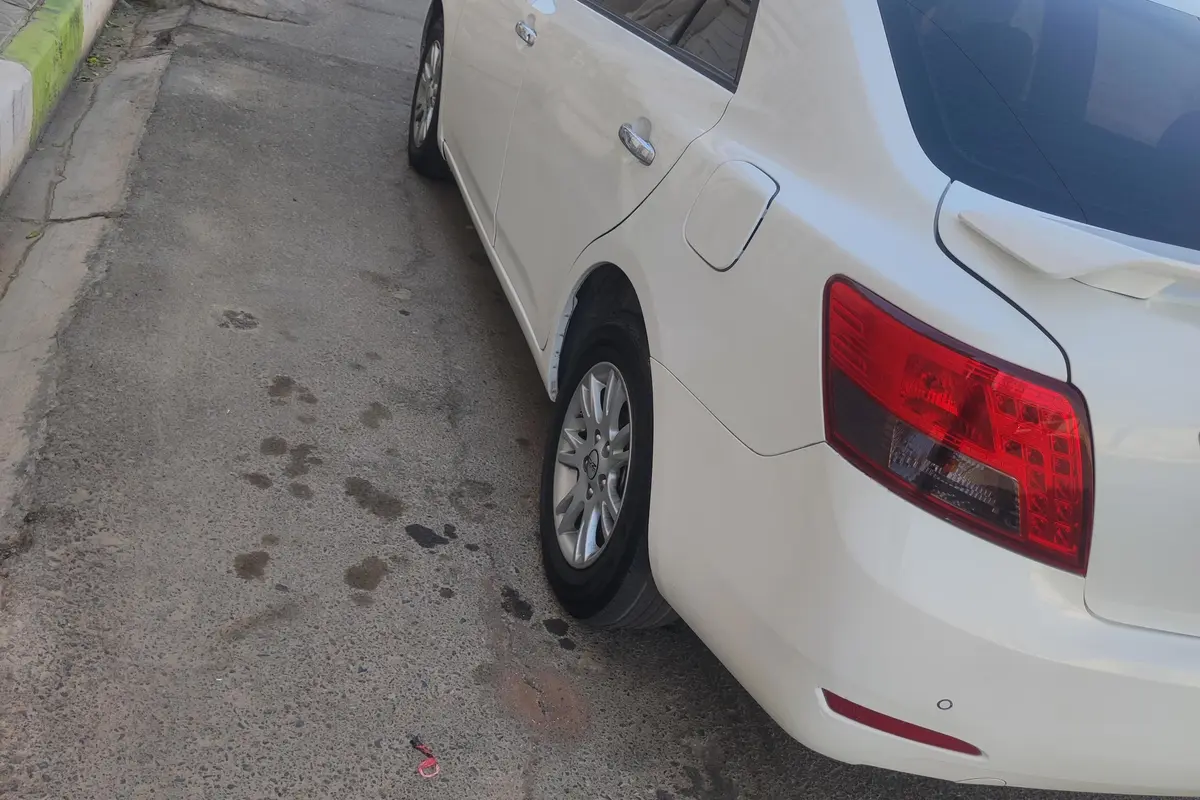 زوتی،  آریو