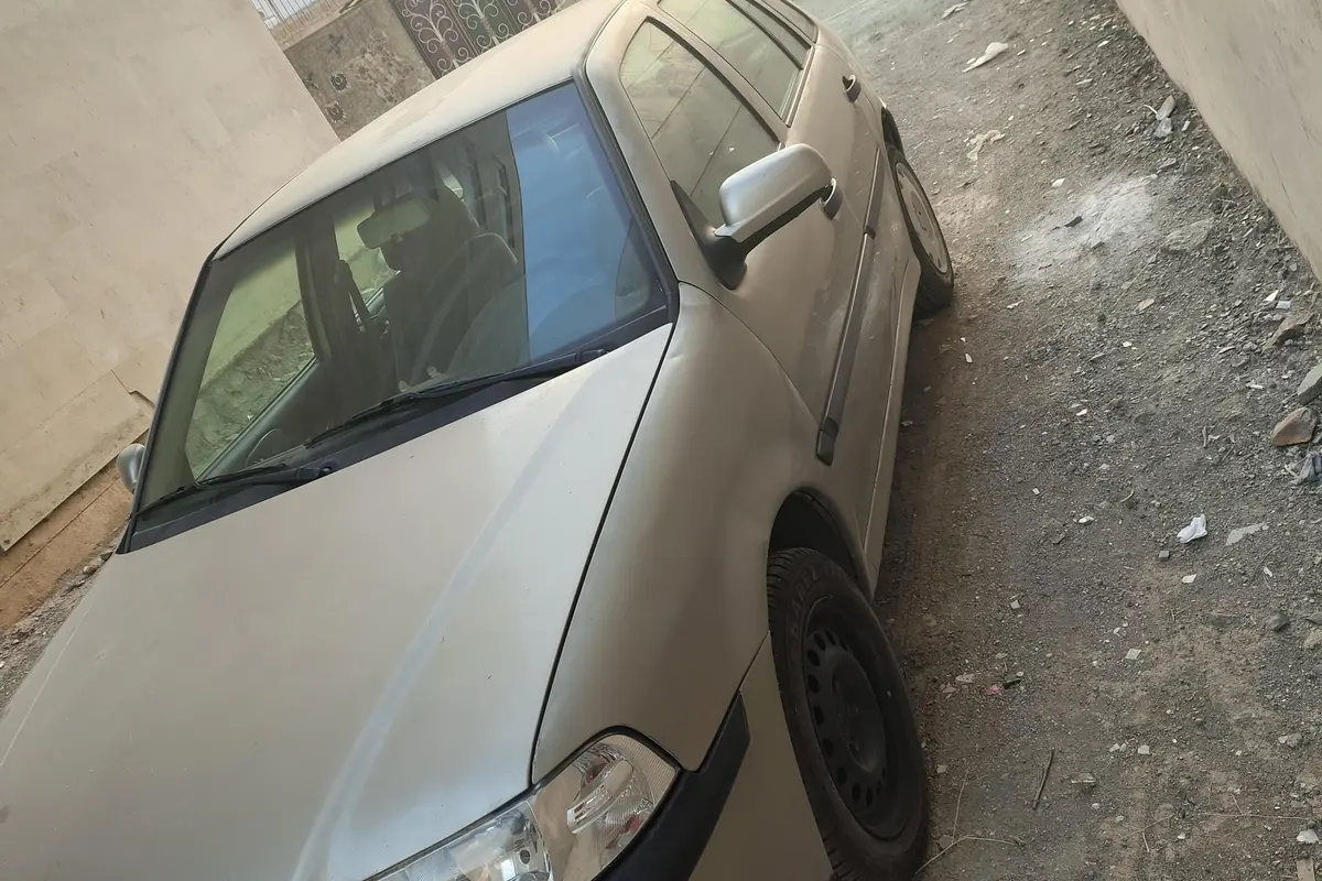 فولکس،  گل