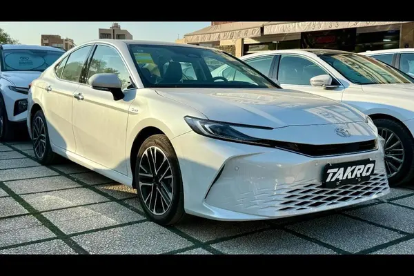 تویوتا، کمری هیبرید