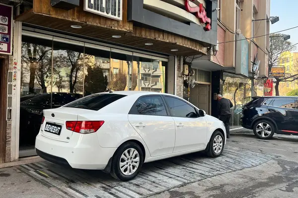 کیا، سراتو (مونتاژ)