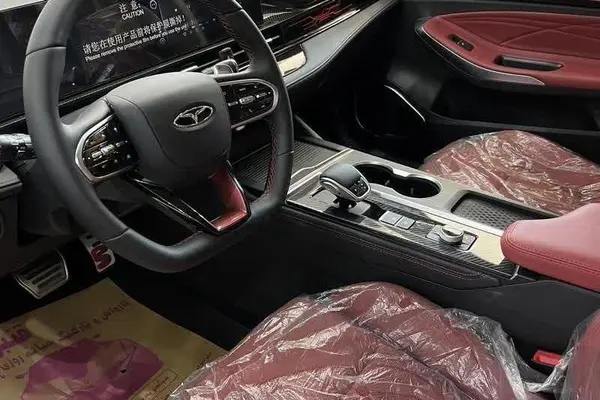 فونیکس، آریزو 6 جی تی (Z6 GT)